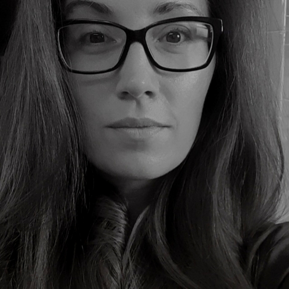 Meet your Posher, Ashley - Picture 1 of 1